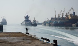 Lavrov expresa a Araqch&iacute; apoyo ruso a las negociaciones nucleares ante amenazas de EE. UU.