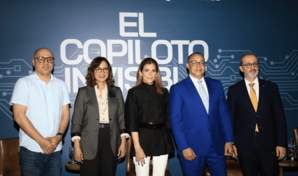 V&iacute;ctor Bautista publica El copiloto invisible sobre inteligencia artificial y comunicaci&oacute;n