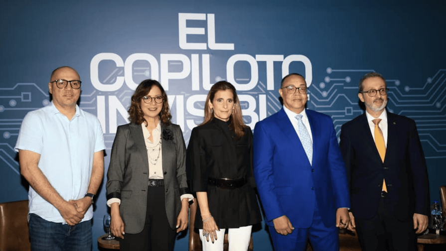 V&iacute;ctor Bautista publica El copiloto invisible sobre inteligencia artificial y comunicaci&oacute;n