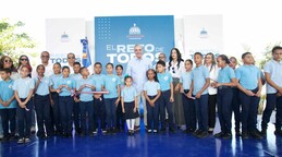 Abinader entrega techados deportivos en Villa Los Alm&aacute;cigos y Monci&oacute;n