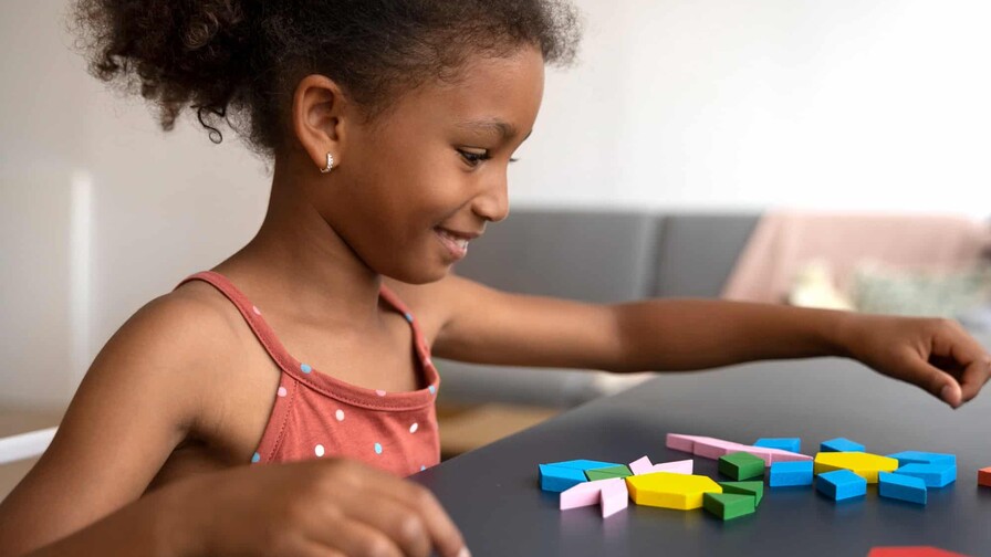 "Es un derecho, no una ayuda": padres celebran cobertura de Senasa para ni&ntilde;os con TEA