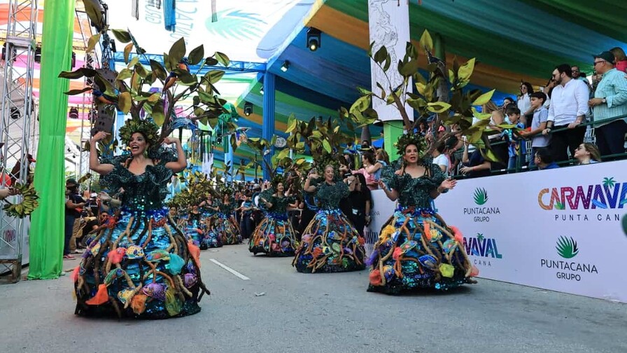 Las Musas de Punta Cana rinden homenaje a los manglares en el Carnaval de Punta Cana 2026