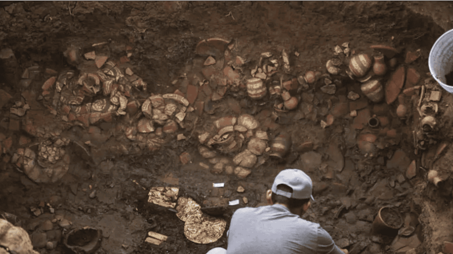 Hallan una tumba de m&aacute;s de mil a&ntilde;os en Panam&aacute;