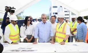 Visita de supervisi&oacute;n UASD Sabaneta: Abinader eval&uacute;a avances de la obra de m&aacute;s de RD$600 MM