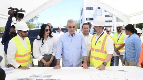 Visita de supervisi&oacute;n UASD Sabaneta: Abinader eval&uacute;a avances de la obra de m&aacute;s de RD$600 MM