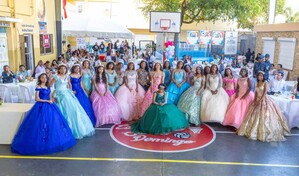 Celebran quincea&ntilde;os colectivo para 21 j&oacute;venes de Las Ca&ntilde;itas