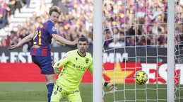 Barcelona recupera el liderato de La Liga tras vencer al Levante