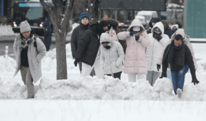 Nueva York se paraliza ante la peor tormenta invernal en una d&eacute;cada