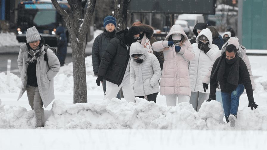 Nueva York se paraliza ante la peor tormenta invernal en una década Nueva York se paraliza ante la peor tormenta invernal en una década