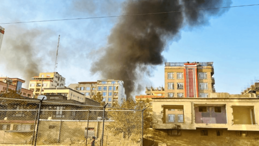 Bombardeos aéreos en Afganistán dejan decenas de víctimas civiles, según los talibanes Bombardeos aéreos en Afganistán dejan decenas de víctimas civiles, según los talibanes