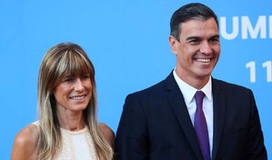 Justicia espa&ntilde;ola anula decisi&oacute;n de juzgar a esposa de Pedro S&aacute;nchez pero la investigaci&oacute;n contin&uacute;a