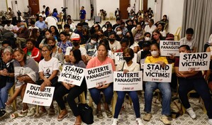 Fiscal de CPI confirma cargos de asesinato contra Duterte por su pol&iacute;tica antidrogas