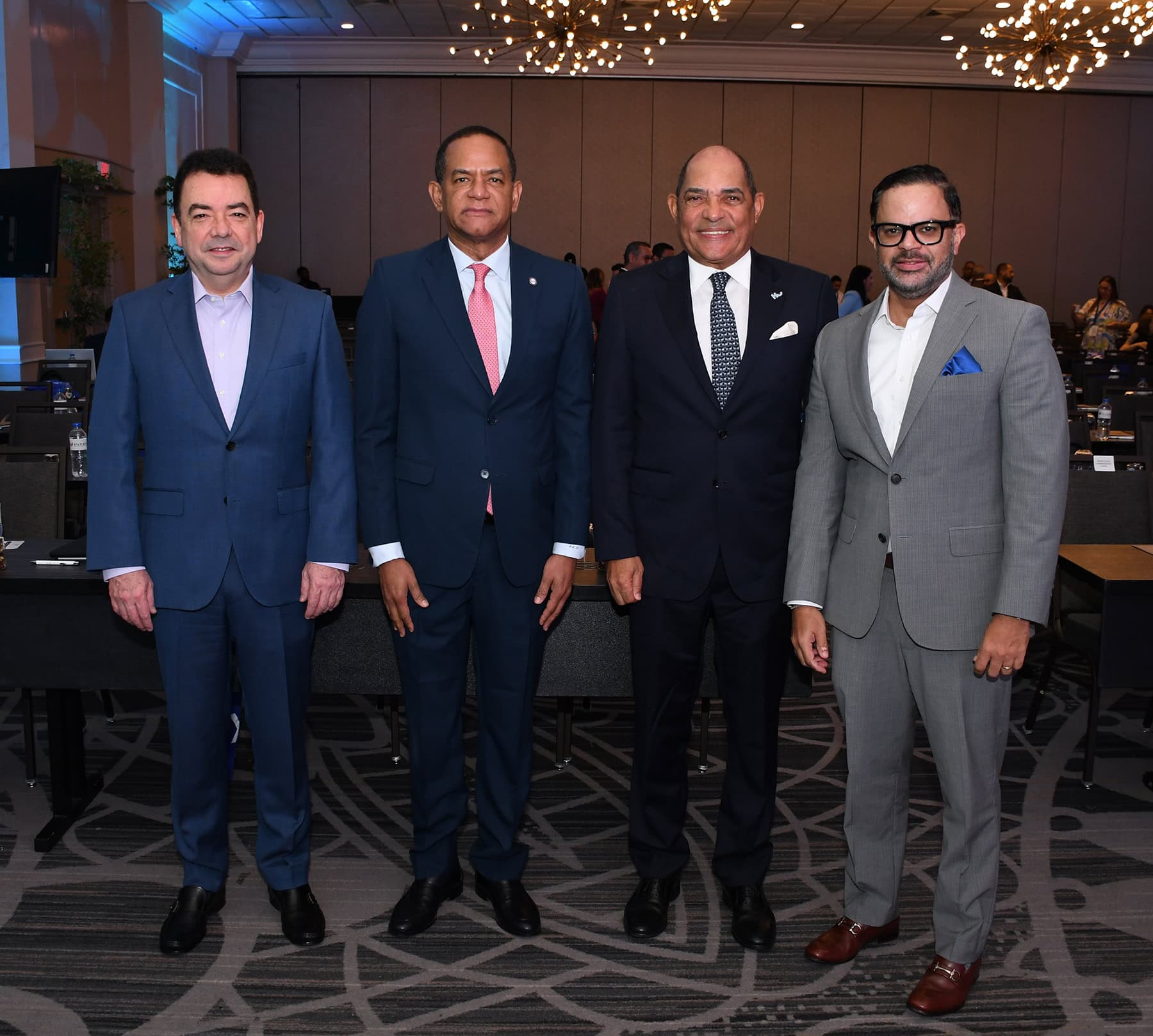 &nbsp;Andr&eacute;s Mej&iacute;a, Julio C&eacute;sar Valent&iacute;n Jimini&aacute;n , Jos&eacute; Zapata y Rafael Nolasco