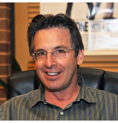 Hallan muerto al actor Robert Carradine, conocido por Lizzie McGuire; padec&iacute;a trastorno bipolar