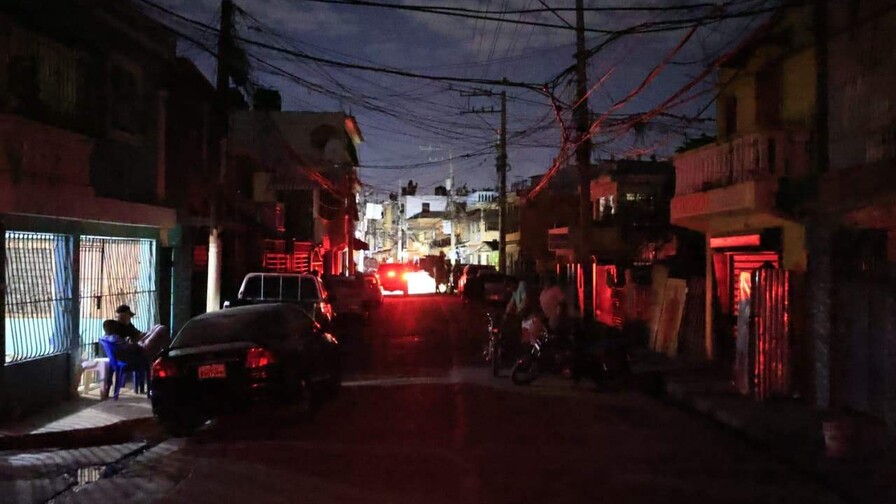 Una falla mayor deja al pa&iacute;s sin energ&iacute;a por largas horas