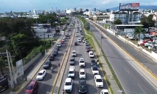 Anuncian cambio vial en la marginal sur de la avenida Monumental en Santiago