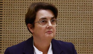 Dimite la presidenta del Louvre des Cars cuatro meses despu&eacute;s del robo de joyas