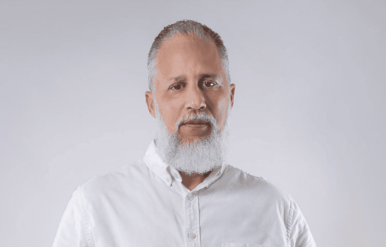 H&eacute;ctor Then vive su temporada m&aacute;s intensa al frente y detr&aacute;s de la c&aacute;mara