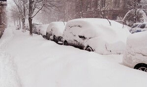 Tormentas y retrasos en la TSA complican los viajes a&eacute;reos en Estados Unidos