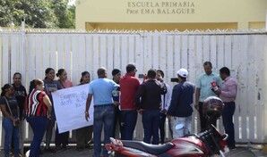 Falta de profesor de Matem&aacute;tica deja sin clases a estudiantes de secundaria en escuela de Santiago