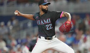 Sandy Alc&aacute;ntara tendr&aacute; la pelota en partido que puede ser clave ante Venezuela