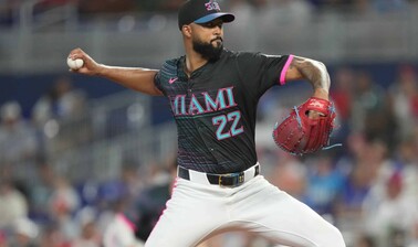 Sandy Alc&aacute;ntara tendr&aacute; la pelota en partido que puede ser clave ante Venezuela