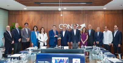 Conep reconoce gesti&oacute;n de Yayo Sanz en Aduanas y proyecta nueva etapa en Industria y Comercio