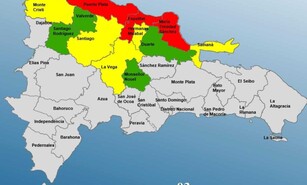 Declaran alerta roja para tres provincias del Cibao por fuertes lluvias