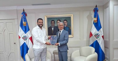 El Gobierno entrega al Senado las memorias institucionales de 2025