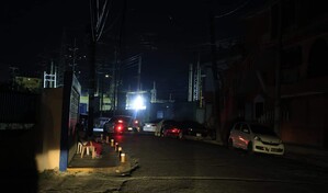 Falta de inversi&oacute;n y alta generaci&oacute;n solar entre las posibles causas de blackouts