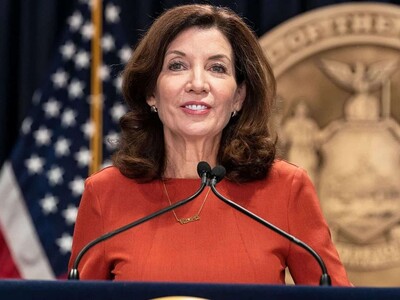 Kathy Hochul ordena reforzar seguridad y cuestiona a Trump