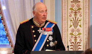 El rey de Noruega es hospitalizado en Tenerife por una infecci&oacute;n y deshidrataci&oacute;n