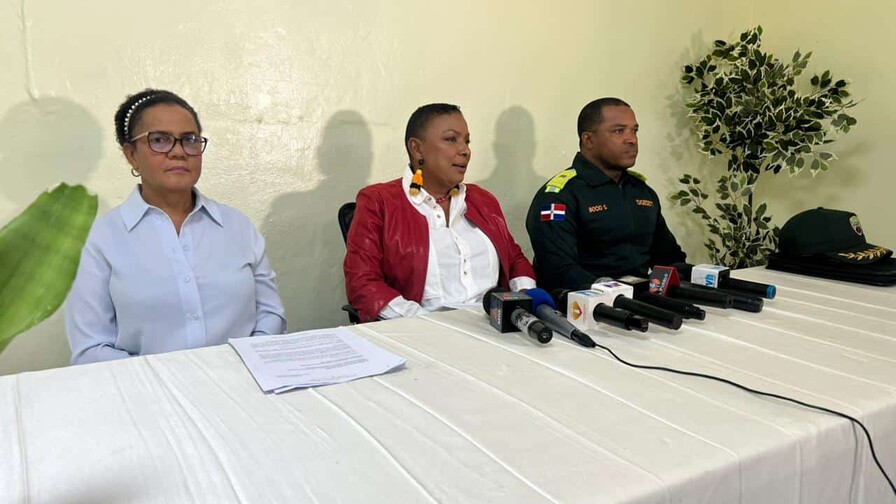 Autoridades educativas y Digesett impulsan plan de regulación de motocicletas en liceos de Higüey Autoridades educativas y Digesett impulsan plan de regulación de motocicletas en liceos de Higüey