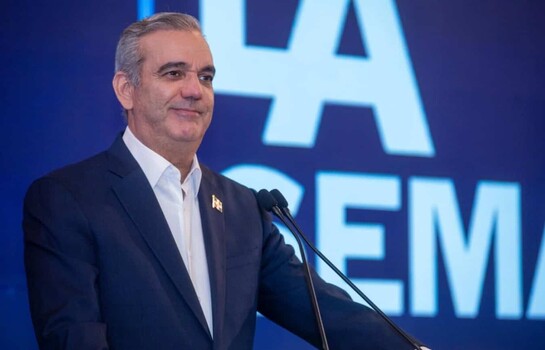 Abinader recibe con orgullo distinci&oacute;n de la SIP sobre la libertad de prensa