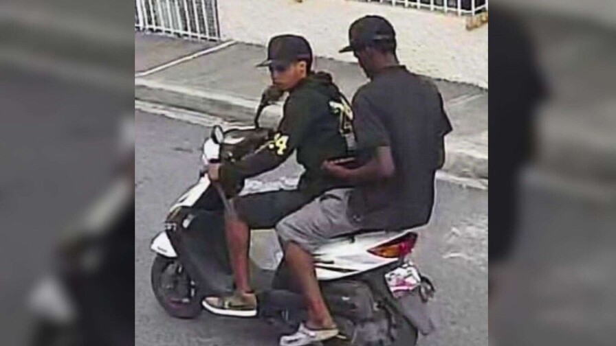 Polic&iacute;a apresa a dos presuntos delincuentes acusados de atracar a heladero en La Romana