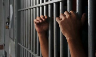 Entre c&aacute;rceles, medios y tribunales: La dignidad humana como base de la protecci&oacute;n de la sociedad