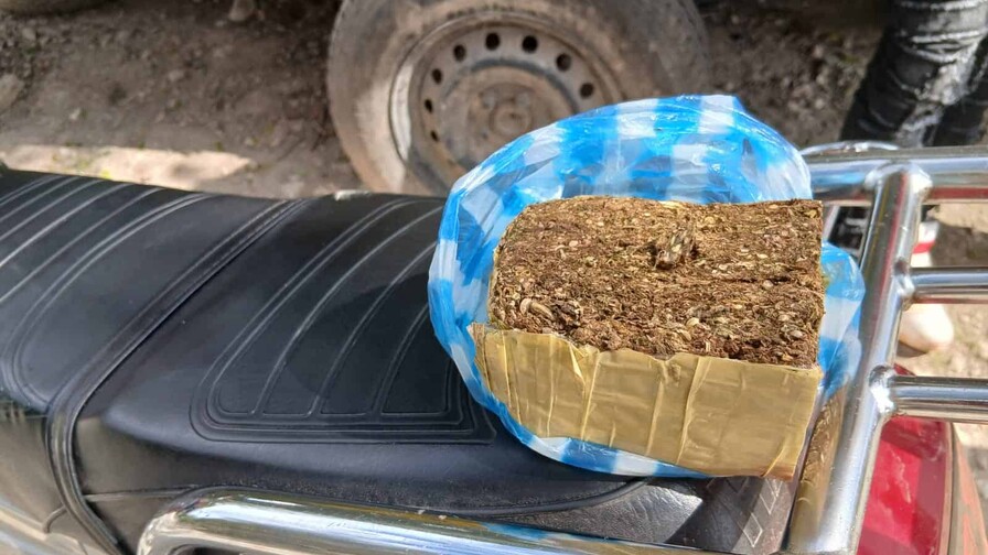 Detienen a dos hombres con presunta marihuana en Pedernales