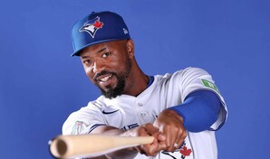 Eloy Jim&eacute;nez se juega su &uacute;ltimo chance de quedarse en Grandes Ligas