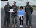 Embajadora de EE. UU. realiza vuelo desde Las Am&eacute;ricas junto a l&iacute;deres militares dominicanos