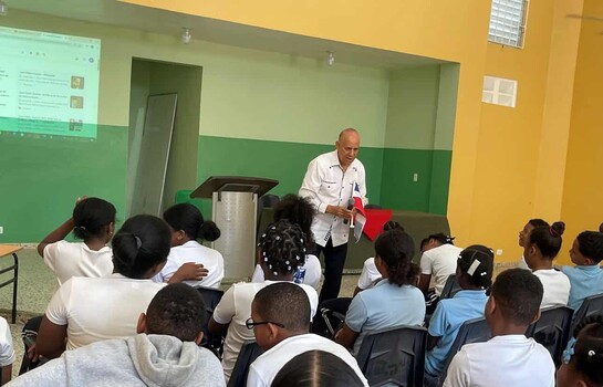 FundoVida realiza conferencia sobre Los Trinitarios, el Teatro y la Independencia Nacional