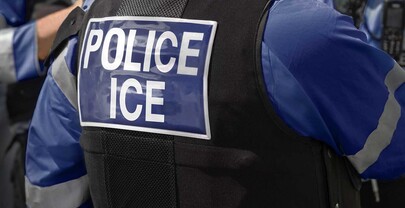 El estado de Nueva York proh&iacute;be a ICE actuar en escuelas e iglesias sin orden judicial