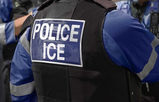Muertes en operativos de ICE reavivan el debate sobre pol&iacute;tica migratoria