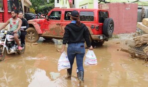 El Gobierno asiste a familias afectadas por lluvias en la regi&oacute;n norte