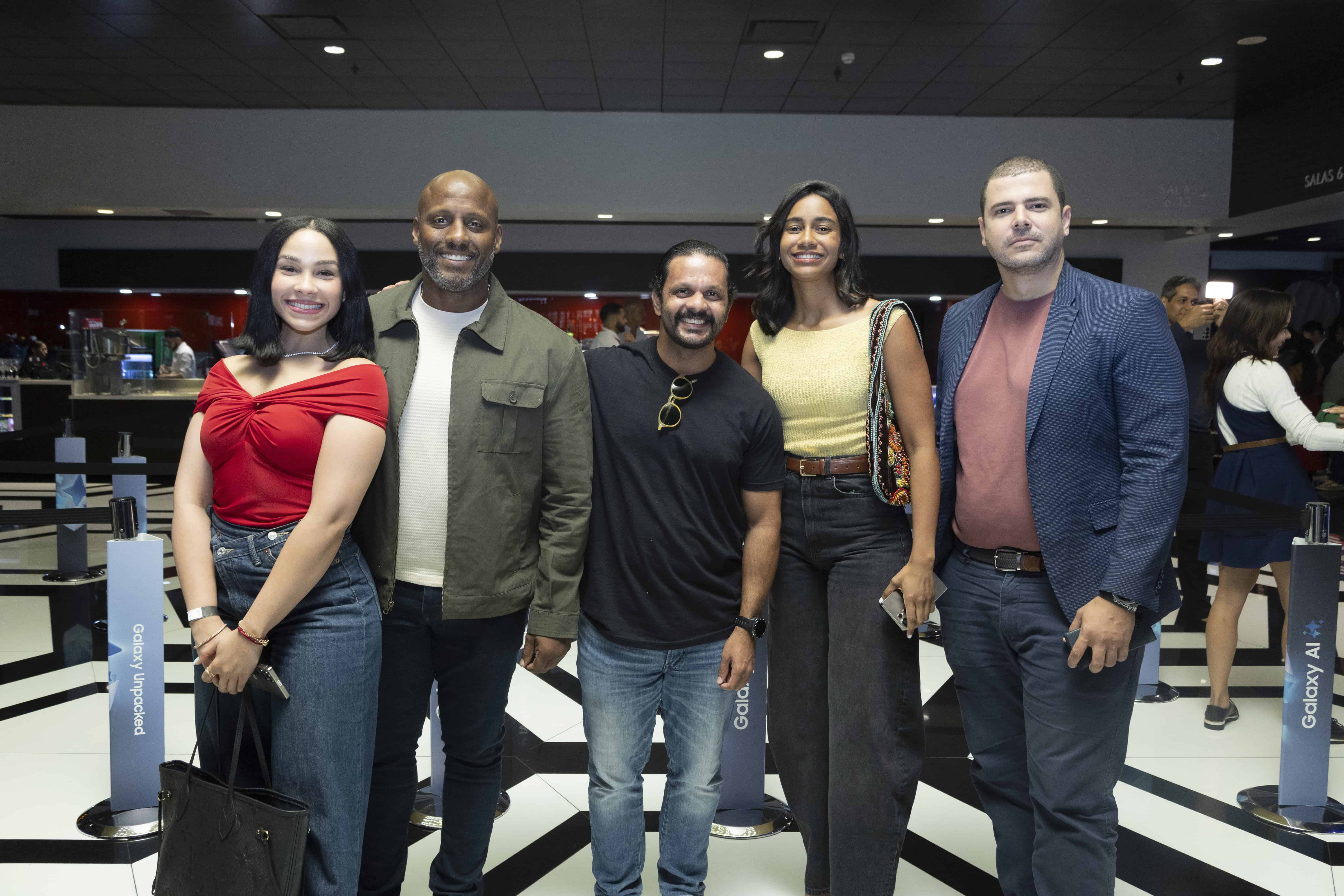 Ramcelis de Jesús, Enrique Quailey, Nelson Guerrero, Rosmery Herrand y Elliot Martínez.