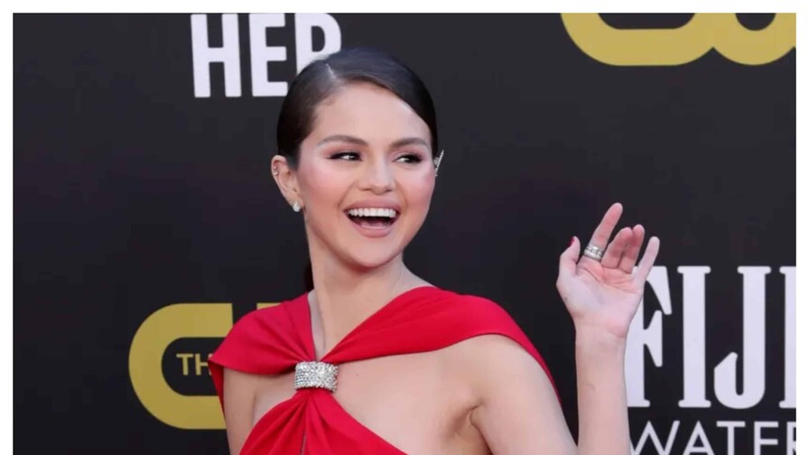 Selena G&oacute;mez fue captada disfrutando unos d&iacute;as de descanso en Los Cabos