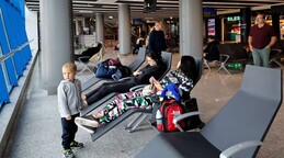 Aeropuerto de Tampa busca prohibir el uso de pijamas y crocs en sus instalaciones