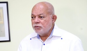 Agust&iacute;n Cort&eacute;s pone en circulaci&oacute;n libro sobre historia electoral dominicana