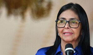 Delcy Rodr&iacute;guez llama socio y amigo a Trump y le pide cesar el bloqueo contra Venezuela