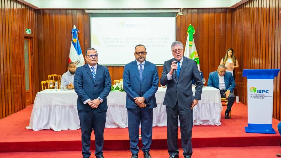 Ministro de Justicia designa nuevo rector del Instituto Superior de Estudios Penitenciarios