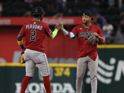 Tres hits de Marte y un doble de Perdomo ayudan a Dbacks